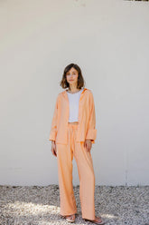 Such a dreamer set in orange