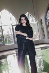 Shimmer blazer set in black