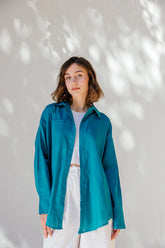 Linen shirt in Teal