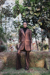 Shimmer blazer set in chamagne