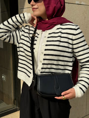 The minimal crossbody - black