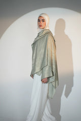 Head Turner Shawl Top in Mint x Gold