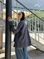 COZY SWEATSHIRT IN CHARCOAL GREY