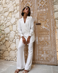 White Pearl Studs Set