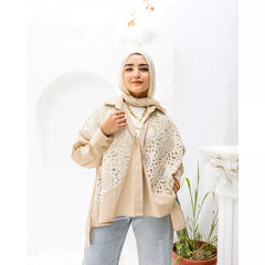 Lace & Linen in beige