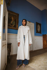 Linen trench coat in Beige