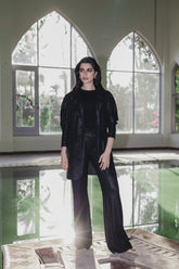 Shimmer blazer set in black