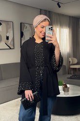 Better this way cape in black