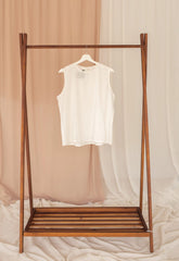 sleeveless basic top