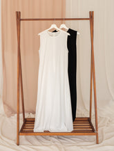 sleeveless basic dress