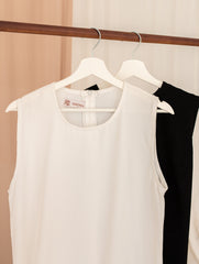 sleeveless basic dress