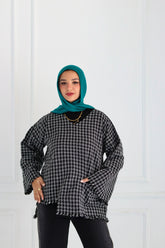 Black XO’ tweed top