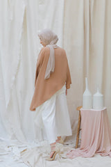 ATHENA TOP IN PEACH TAN