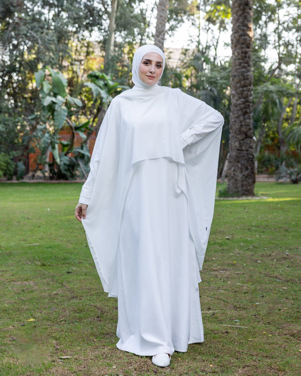 Chiffon Cape only Offwhite