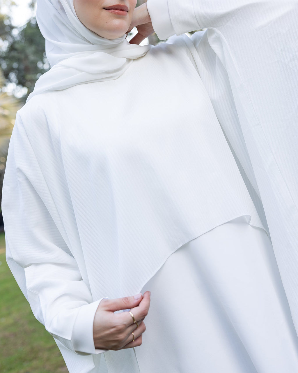 Chiffon Cape only Offwhite