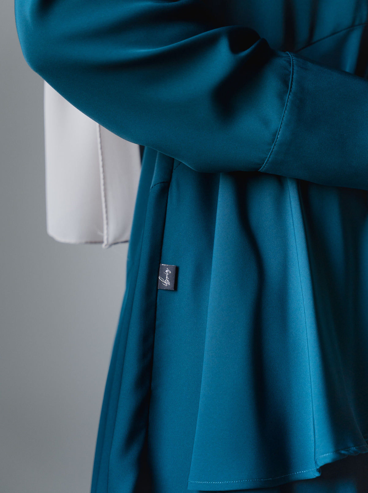 076 – Flared Silk Set