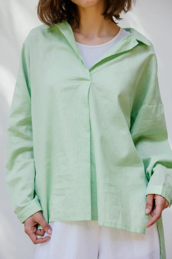 Field of dreams shirt in Apple Green