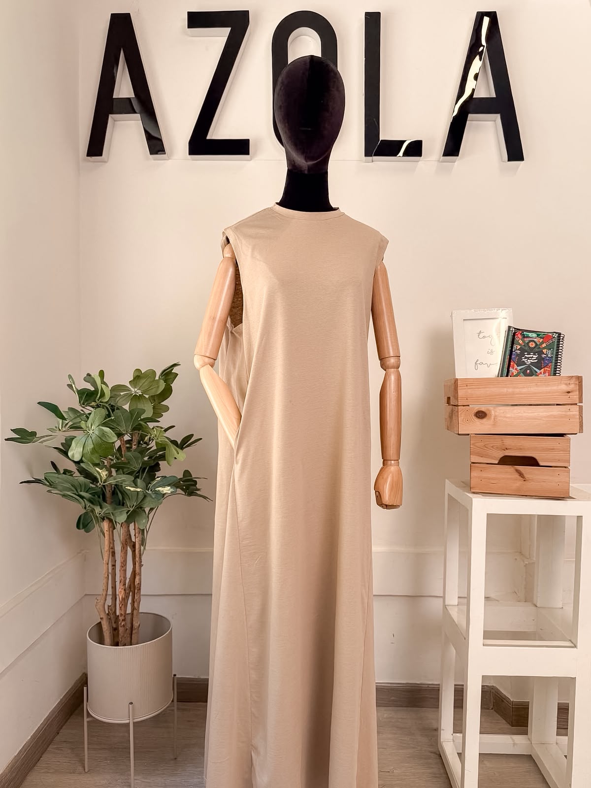 Sleeveless linen  Dress