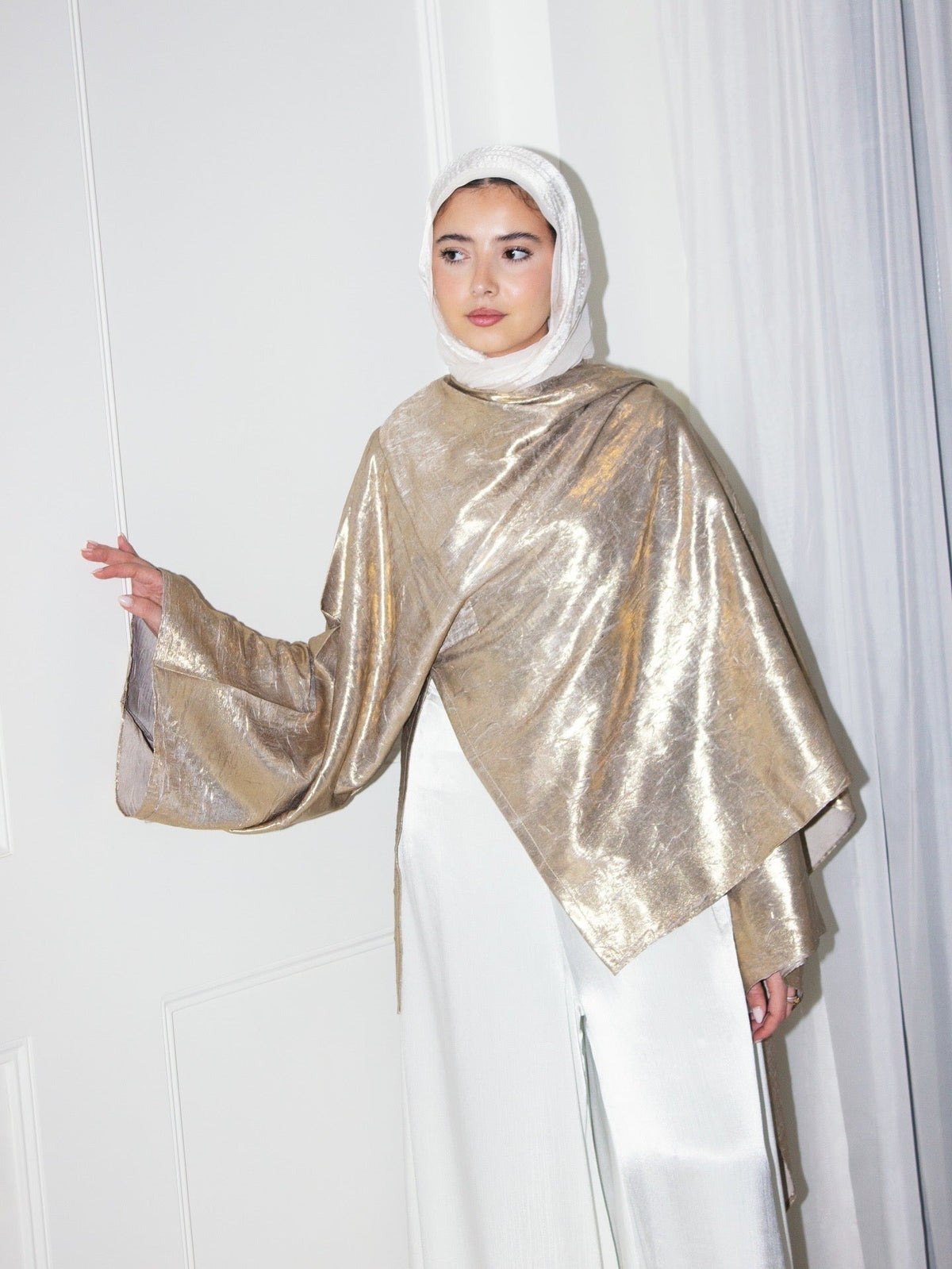 Head Turner Top in Antique Gold