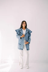 The ruffle denim in blue