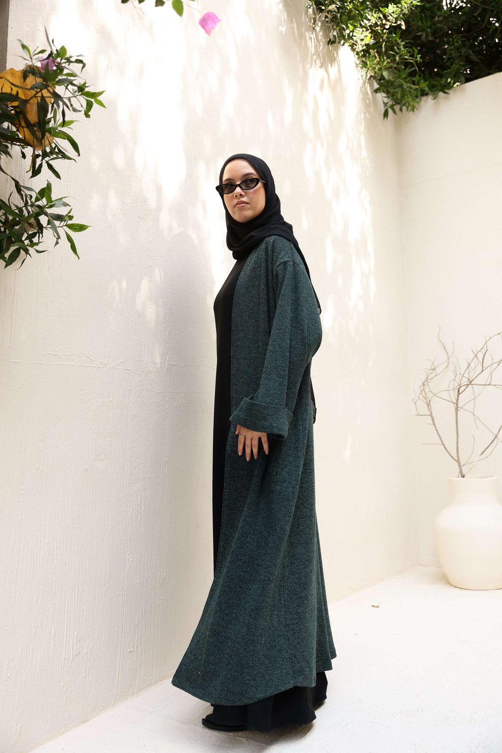 Classic Silhouette Cardigan 060