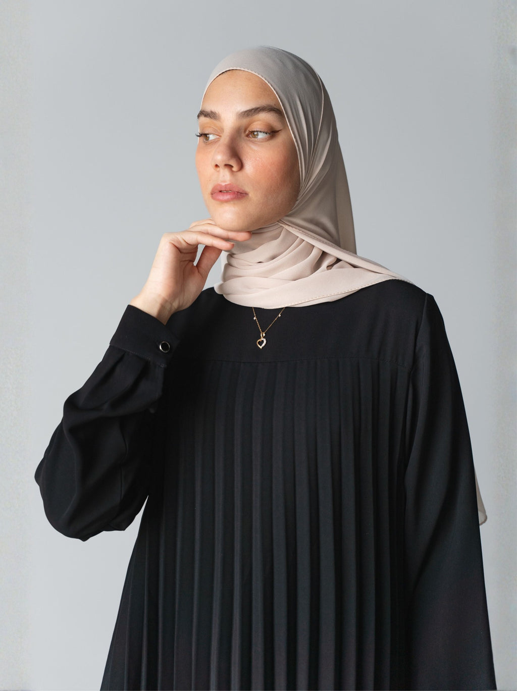 075 - Pleated Black Abaya