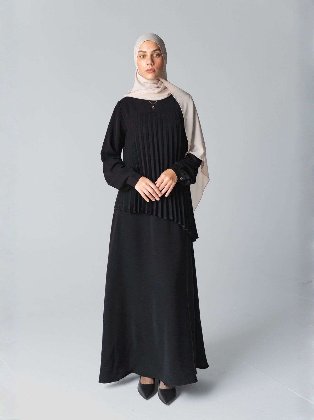 075 - Pleated Black Abaya