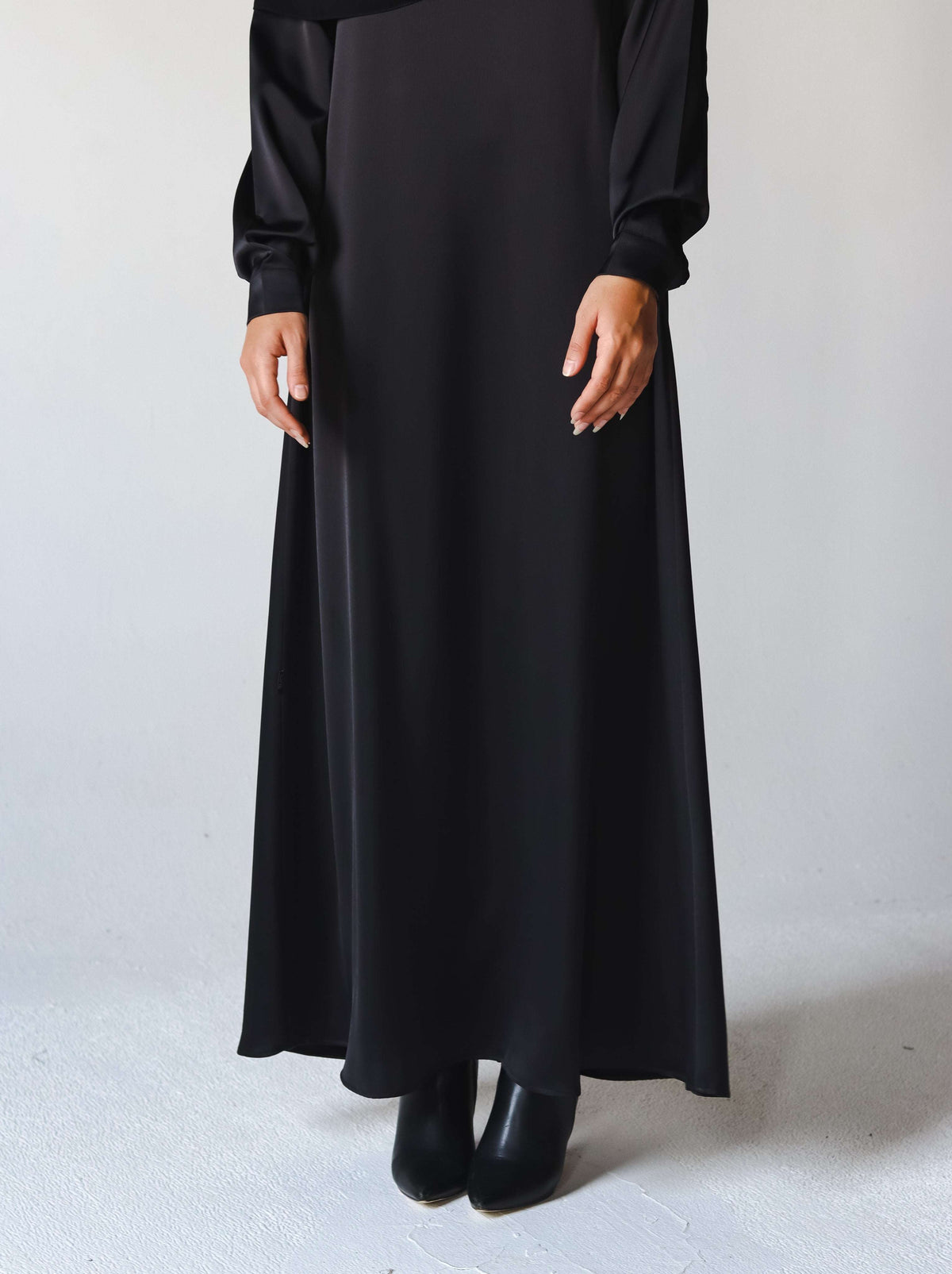 Basic Stain Abaya 051