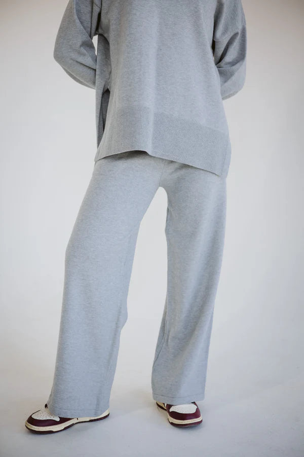 Knit set in grey