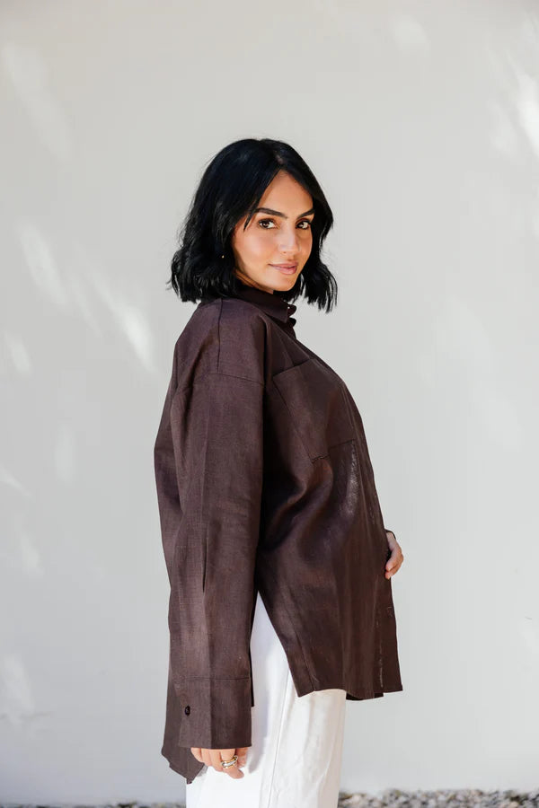 Linen shirt in Brown
