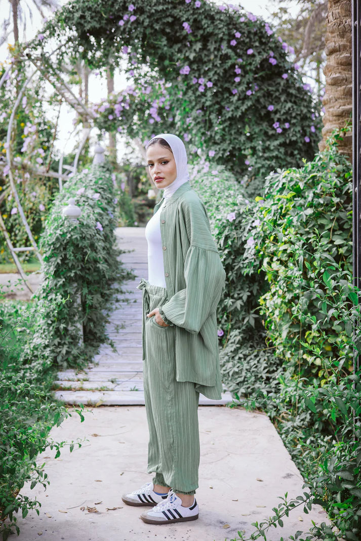Sulley set in olive green