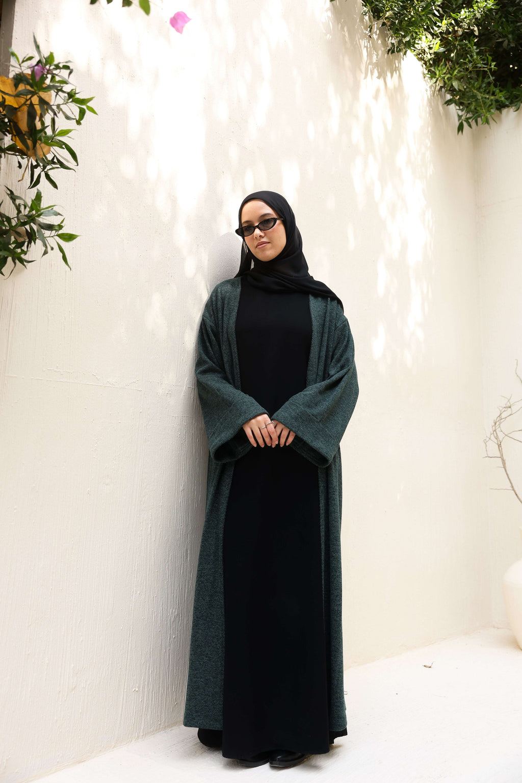 Classic Silhouette Cardigan 060