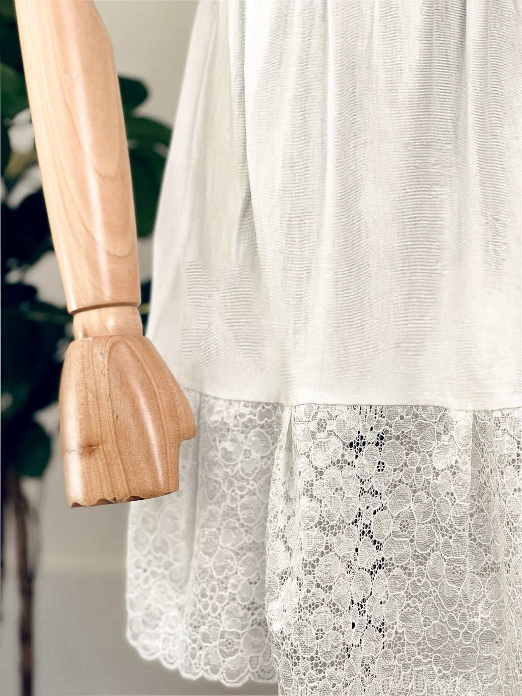 Lace short Skirt