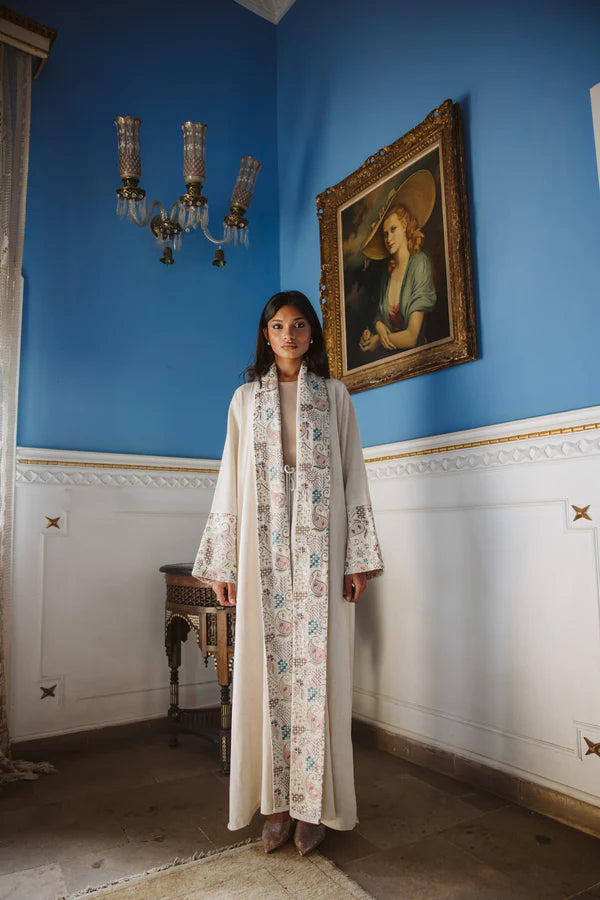 Hindi kaftan in beige - print 2