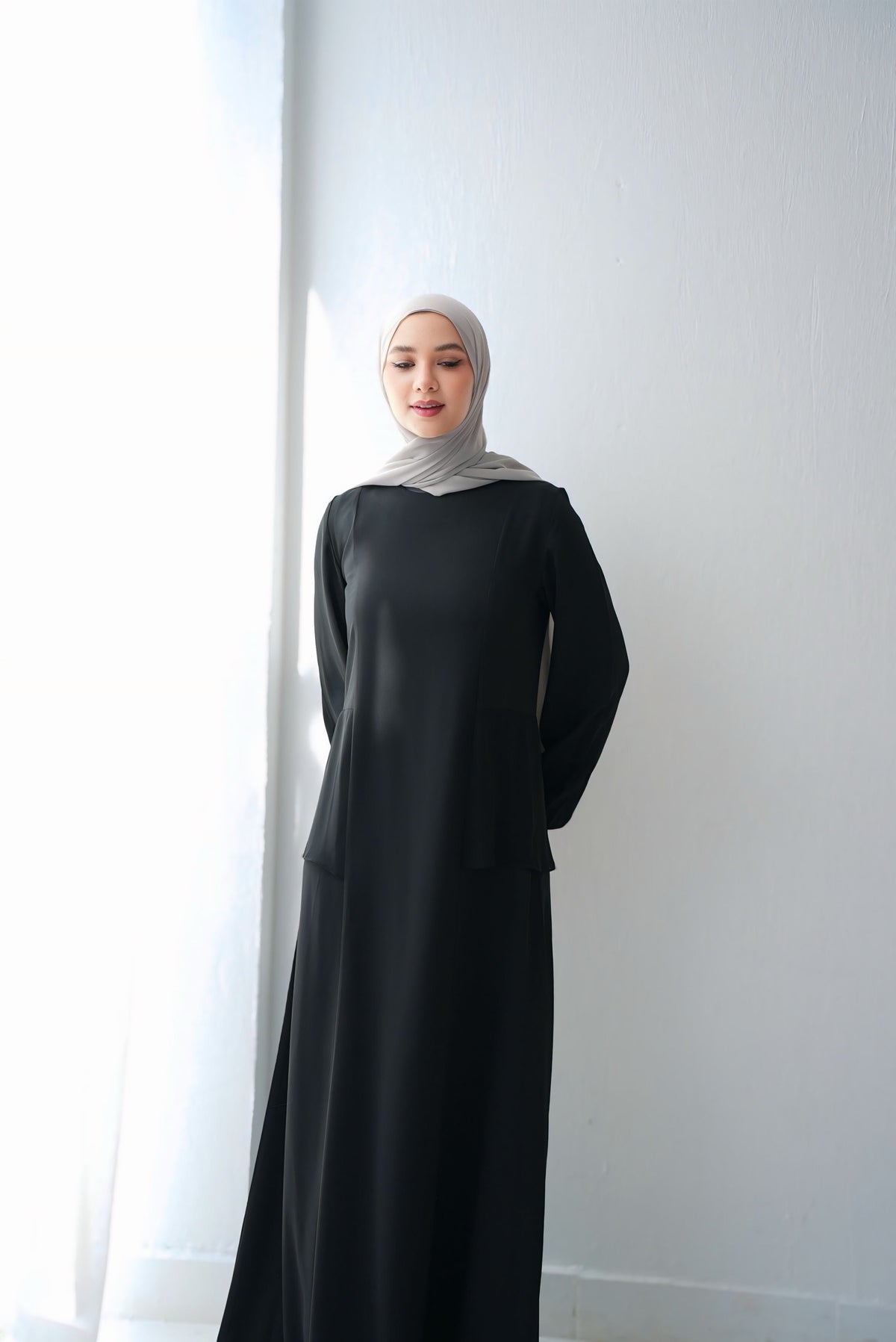 Zeina Simple Crepe Abaya with sides Chiffon Ruffles Code 404