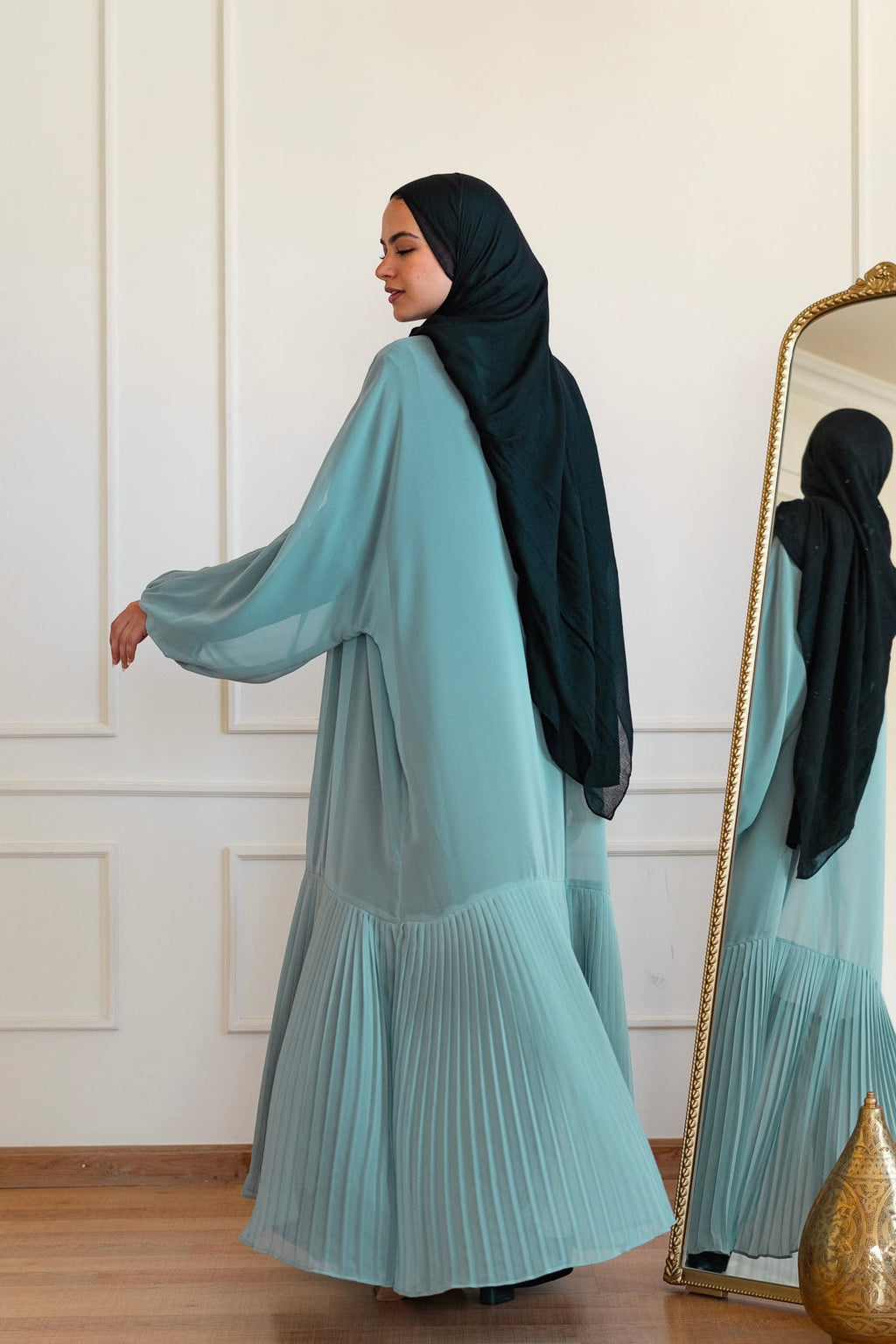 Pleated Hemline Kaftan 022 (Color)