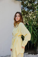 Such a dreamer set in yellow