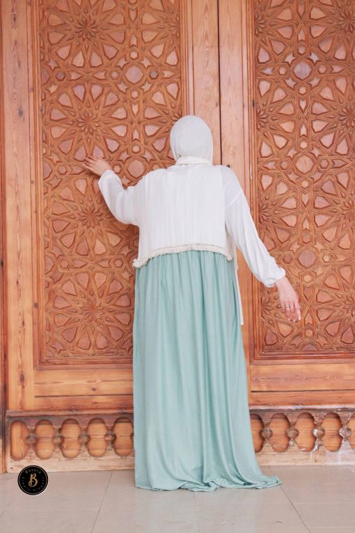 اسدال صلاة لونين اوف وايت فى مينت جرين