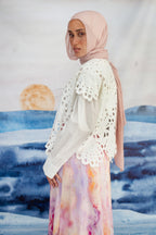 Mariposa Vest in White