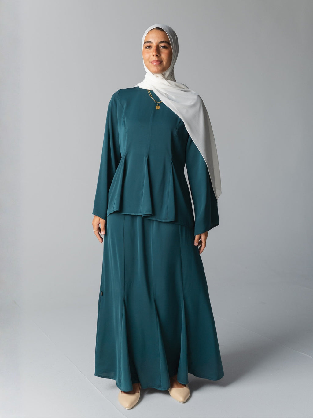 083 - Pleated Silk Set