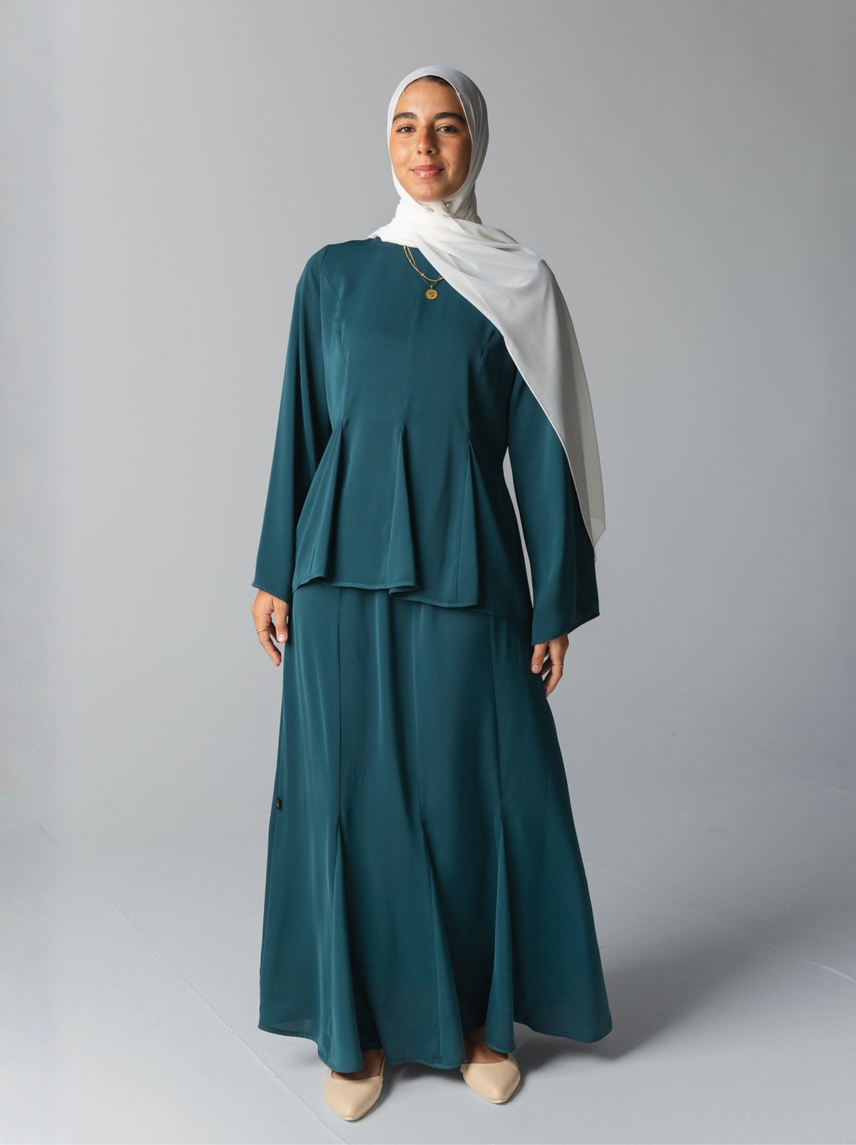 083 - Pleated Silk Set