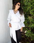 Ruffles chemise in white