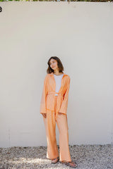Such a dreamer set in orange