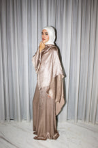 Head Turner Set in Mocha