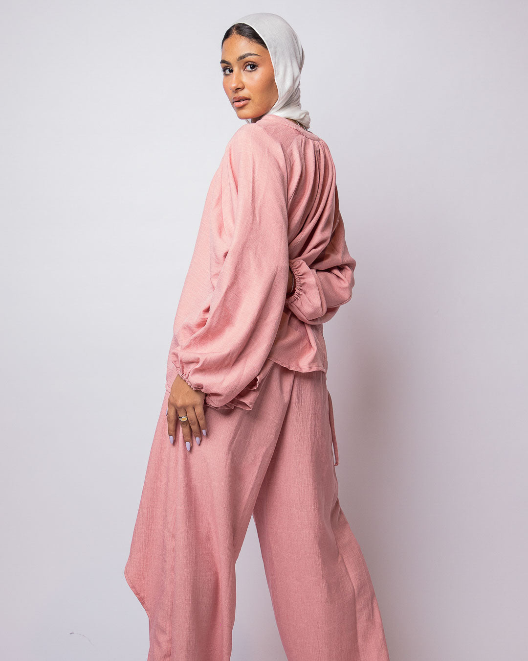 Alaa Linen Pants