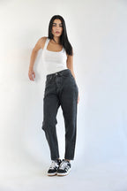 Mom Fit Jeans - Dark Grey