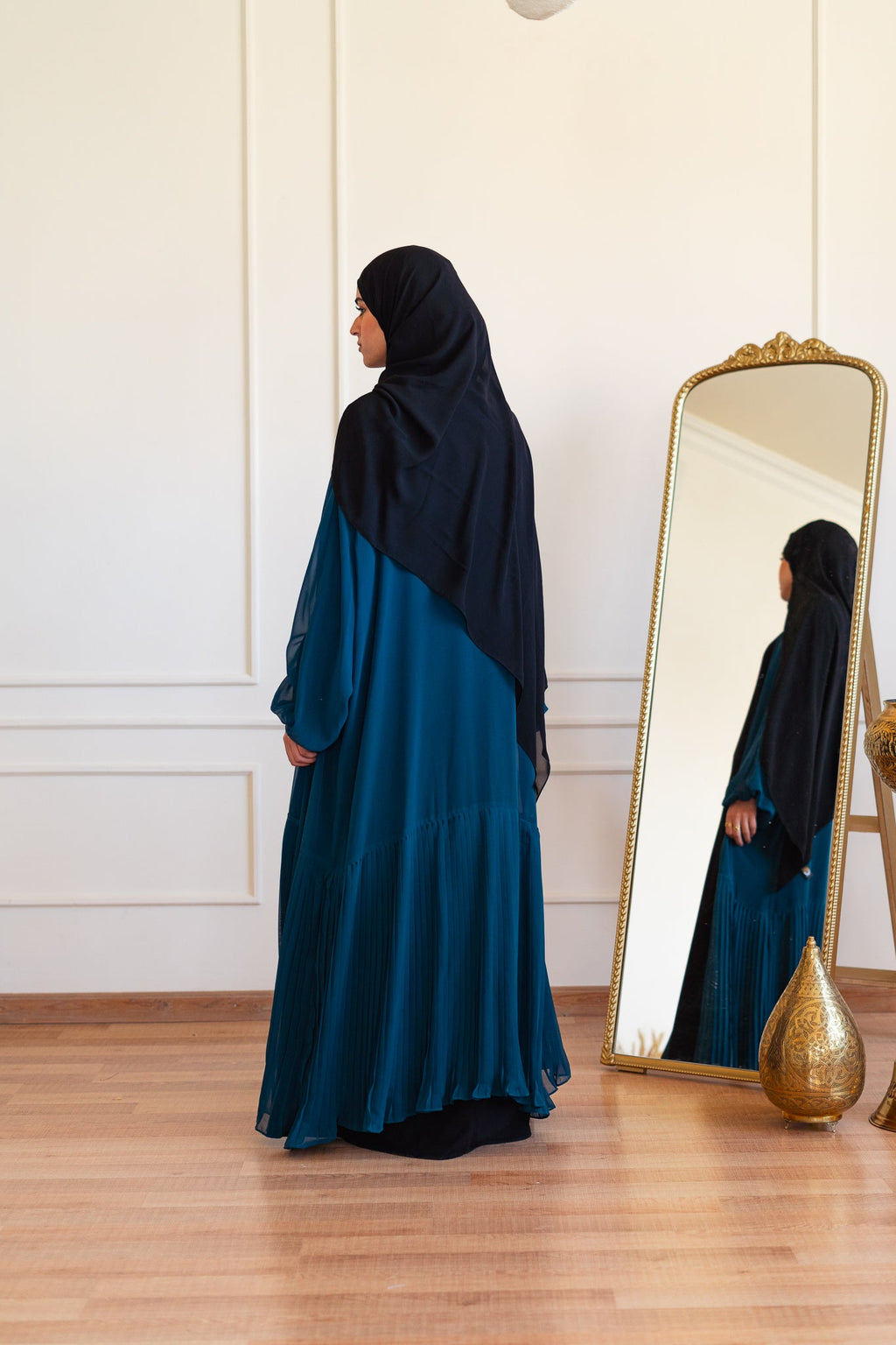 Pleated Hemline Kaftan 022 (Color)