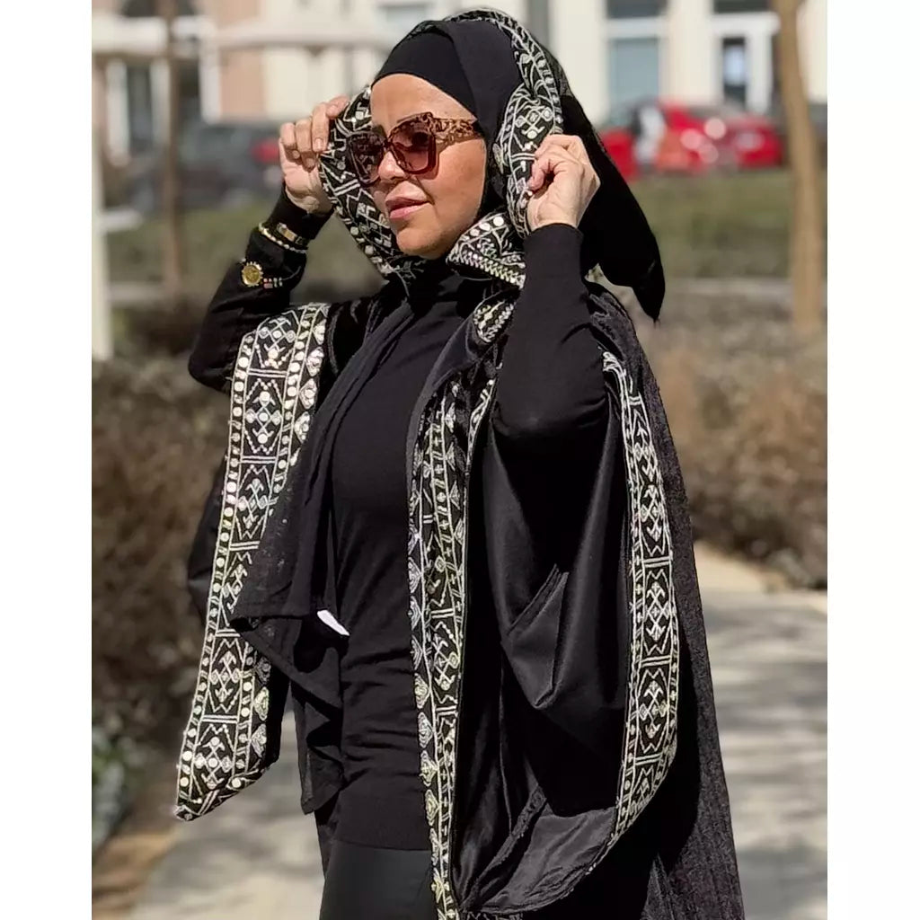 Morocon kaftan in black