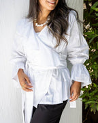 Ruffles chemise in white