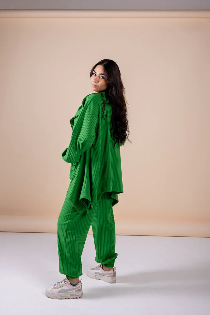 The asymmetrical set in green